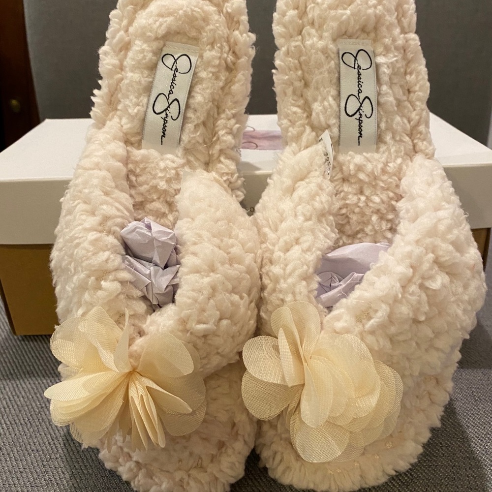 Jessica Simpson Slippers